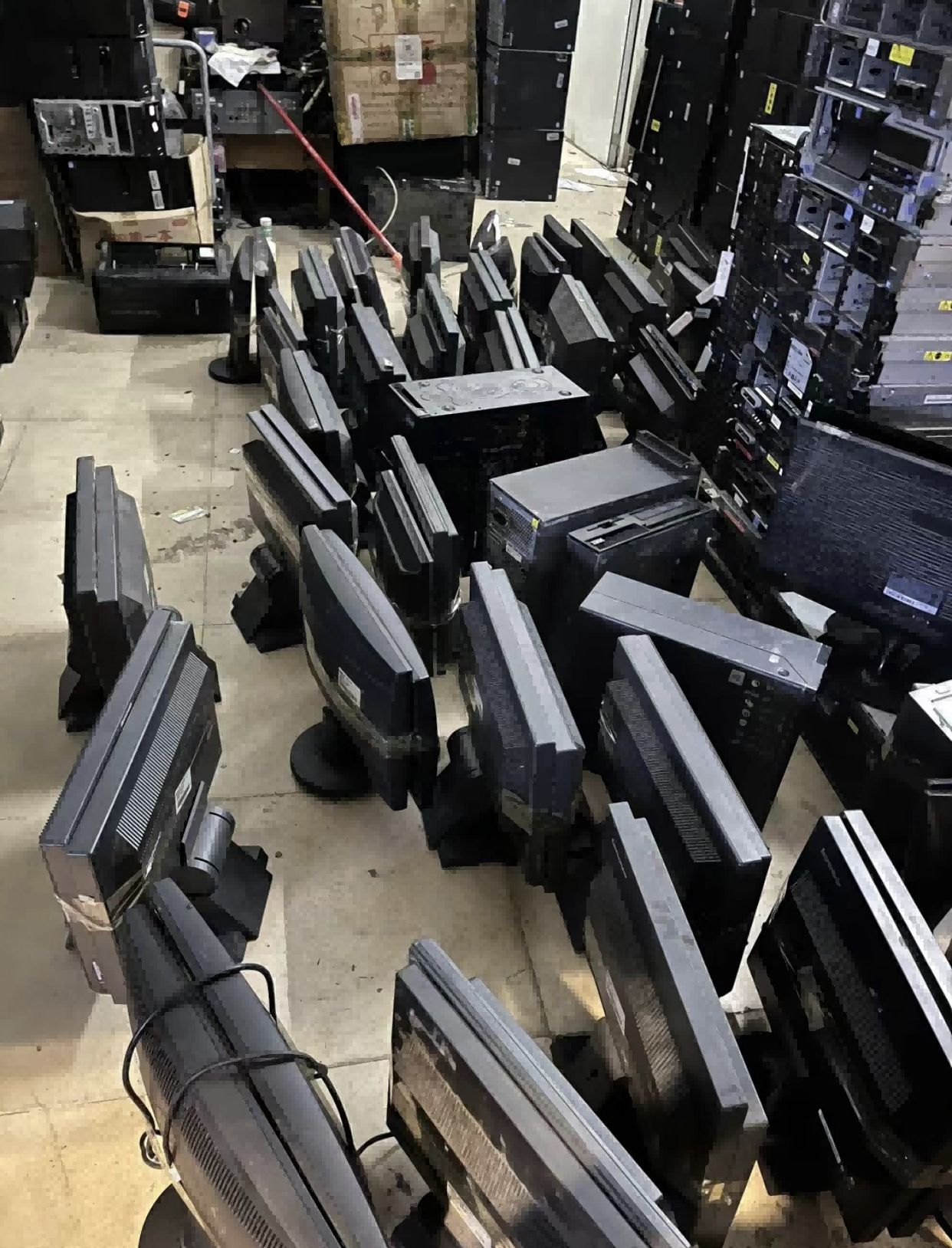 園山街道上門電腦回收，環(huán)保與便利并行副標題：讓您的閑置電腦發(fā)揮余熱，為環(huán)保貢獻一份力量(圖1)